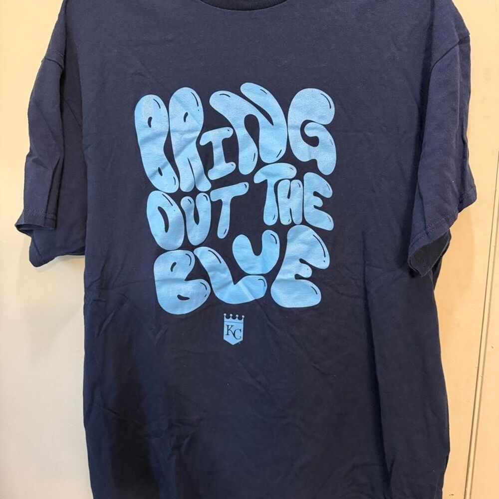 Mlb Men's Navy and Blue T-shirt